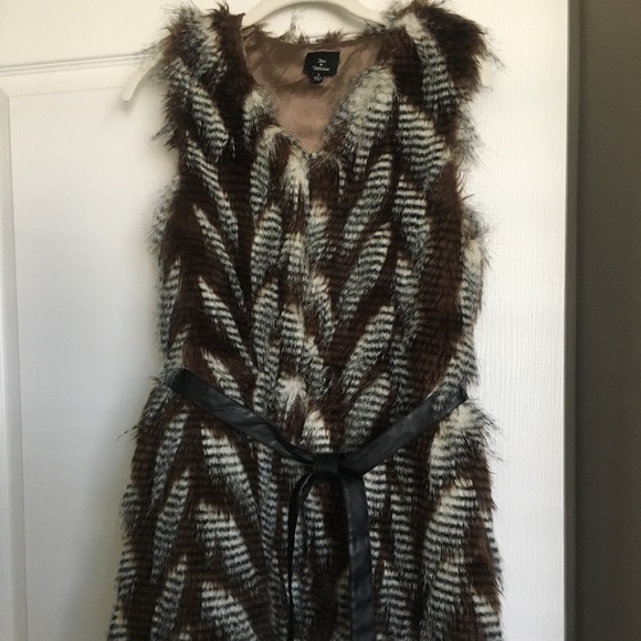Long faux fur vest - Picture 2 of 6